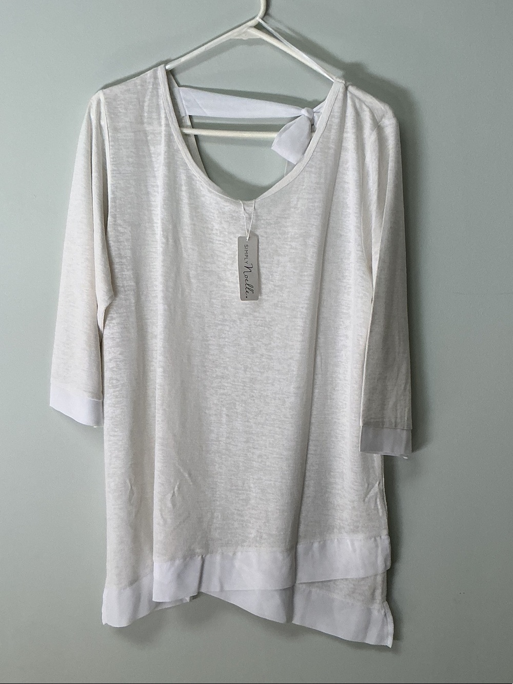 Simply Noelle Off-White Layered Hem Tie-Back Scoop Neck Top
